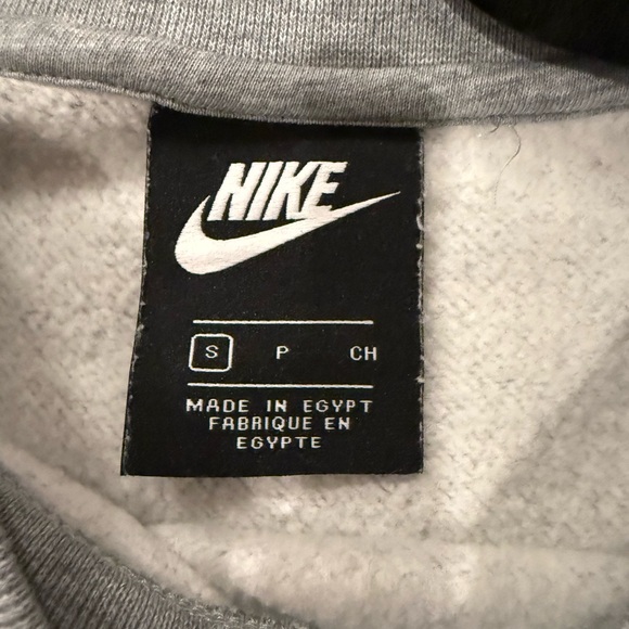 Men’s Nike Sweatshirt - Picture 3 of 4